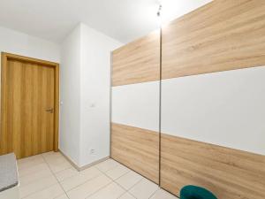 Prodej bytu 2+kk, Praha - Strašnice, Zvěřinova, 61 m2
