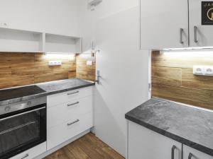 Pronájem bytu 1+1, Praha - Košíře, Prachnerova, 30 m2