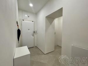 Pronájem bytu 2+kk, Praha - Bubeneč, Verdunská, 43 m2