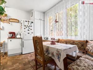 Prodej bytu 3+1, Karlovy Vary - Drahovice, Gagarinova, 60 m2