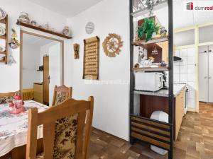 Prodej bytu 3+1, Karlovy Vary - Drahovice, Gagarinova, 60 m2