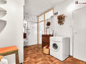 Prodej bytu 3+1, Karlovy Vary - Drahovice, Gagarinova, 60 m2