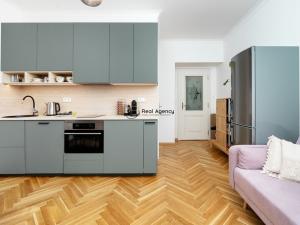 Prodej bytu 2+kk, Praha - Vršovice, Černomořská, 43 m2