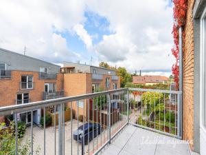 Pronájem bytu 2+kk, Praha - Uhříněves, Ingrišova, 54 m2