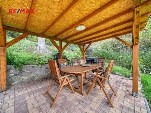 Prodej chaty, Stříbrná Skalice, osada Důle, 85 m2