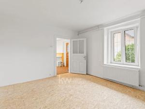 Prodej rodinného domu, Bašť, Předbojská, 58 m2