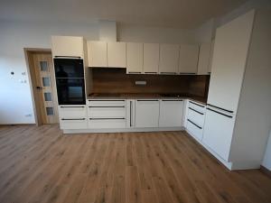 Pronájem bytu 4+kk, Kobylí, 100 m2