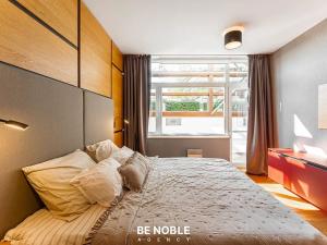 Prodej bytu 6+kk a větší, Praha - Břevnov, Kukulova, 252 m2