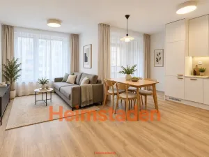 Pronájem bytu 2+kk, Praha - Holešovice, U Pergamenky, 54 m2