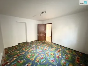 Prodej bytu 3+1, Plzeň - Jižní Předměstí, Schwarzova, 74 m2