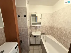 Prodej bytu 3+1, Plzeň - Jižní Předměstí, Schwarzova, 74 m2