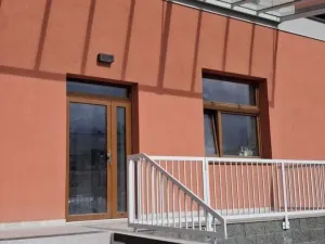 Pronájem obchodního prostoru, Olomouc, Chválkovická, 85 m2