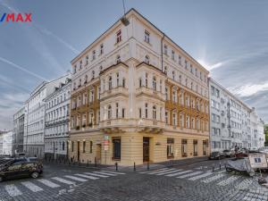 Pronájem bytu 1+1, Praha - Holešovice, Letohradská, 40 m2