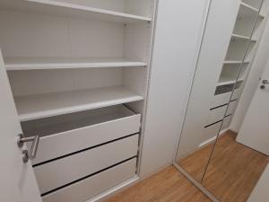 Pronájem bytu 1+kk, Přerov, Čechova, 27 m2