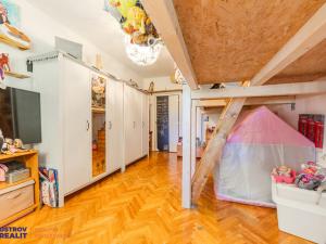 Prodej bytu 3+1, Šumperk, Jesenická, 72 m2