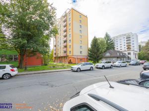 Prodej bytu 3+1, Šumperk, Jesenická, 72 m2