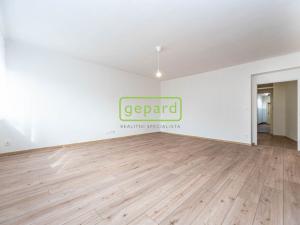 Pronájem bytu 1+kk, Praha, Za poštou, 45 m2