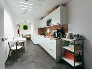 Pronájem kanceláře, Praha - Nusle, Doudlebská, 303 m2