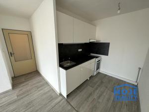 Pronájem bytu 2+kk, Praha - Černý Most, Generála Janouška, 46 m2