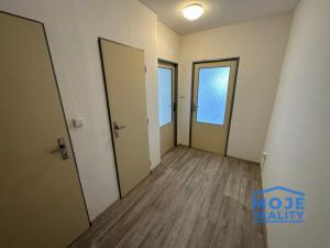 Pronájem bytu 2+kk, Praha - Černý Most, Generála Janouška, 46 m2
