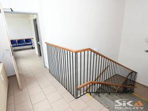 Pronájem komerční nemovitosti, Louny, Kosmonautů, 143 m2