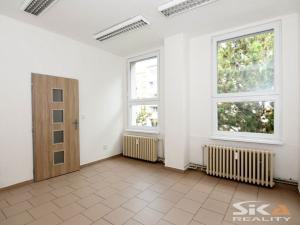 Pronájem komerční nemovitosti, Louny, Kosmonautů, 143 m2