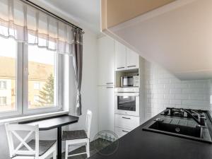 Prodej bytu 2+1, Kynšperk nad Ohří, náměstí SNP, 53 m2