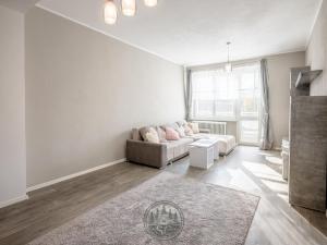 Prodej bytu 2+1, Kynšperk nad Ohří, náměstí SNP, 53 m2