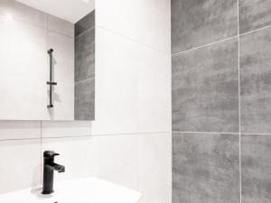 Prodej bytu 2+1, Kynšperk nad Ohří, náměstí SNP, 53 m2