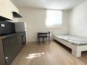 Pronájem bytu 1+kk, Praha - Hloubětín, Konzumní, 20 m2