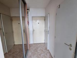 Pronájem bytu 1+kk, Praha - Prosek, Jetřichovická, 30 m2