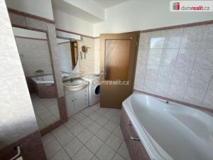 Pronájem bytu 1+kk, Ústí nad Labem - Ústí nad Labem-centrum, Velká Hradební, 44 m2