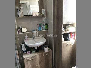 Pronájem bytu 1+kk, Praha - Černý Most, Bryksova, 33 m2