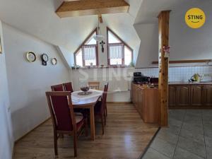 Pronájem rodinného domu, Hostašovice, 170 m2