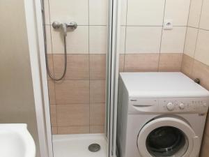 Pronájem bytu 2+1, Louny, Fűgnerova, 67 m2