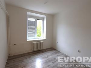 Prodej bytu 3+kk, Pardubice - Zelené Předměstí, Železničního pluku, 70 m2