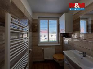 Pronájem bytu 3+kk, Klášterec nad Ohří - Miřetice u Klášterce nad Ohří, Švermova, 45 m2