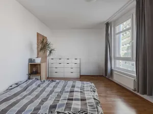 Pronájem bytu 2+kk, Praha, V Štíhlách, 64 m2