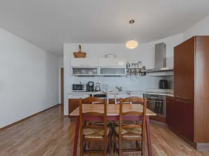 Pronájem bytu 2+kk, Praha, V Štíhlách, 64 m2