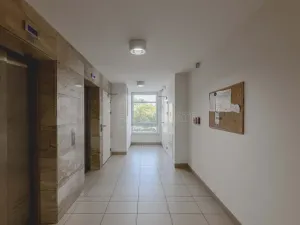 Pronájem bytu 2+kk, Praha, V Štíhlách, 64 m2