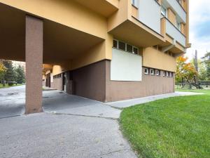 Prodej bytu 2+1, Chomutov, Bezručova, 51 m2