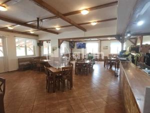 Pronájem restaurace, Ivanovice na Hané, Palackého náměstí, 180 m2