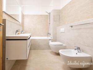 Pronájem bytu 4+kk, Praha - Čimice, Hrašeho, 117 m2