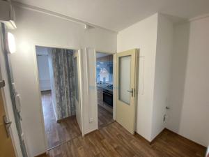 Pronájem bytu 3+1, Praha, U bazénu, 79 m2