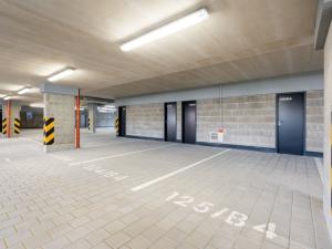 Pronájem bytu 3+kk, Praha - Prosek, Čakovická, 83 m2