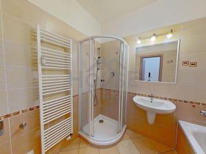 Prodej bytu 2+kk, Mratín, 48 m2