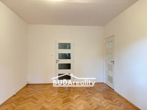 Pronájem bytu 2+1, Zlín, M. Knesla, 55 m2
