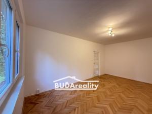 Pronájem bytu 2+1, Zlín, M. Knesla, 55 m2