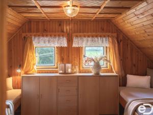 Prodej chalupy, Lomnice nad Popelkou - Morcinov, 74 m2