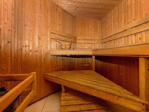 Prodej rodinného domu, Praha - Vinoř, 486 m2